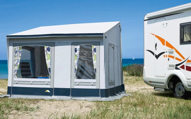 Reisemobilvorzelt Globus Plus 2 Reisemobilvorzelt Globus Plus – Bild 2